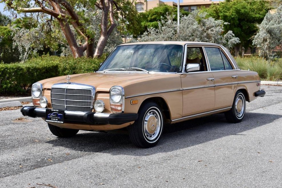 Mercedes w111 300