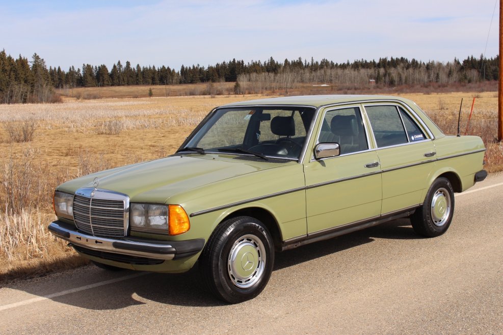 Mercedes-Benz w123 300d