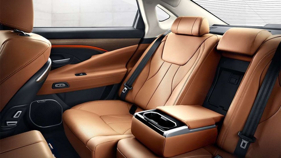 Geely Emgrand gt 2020