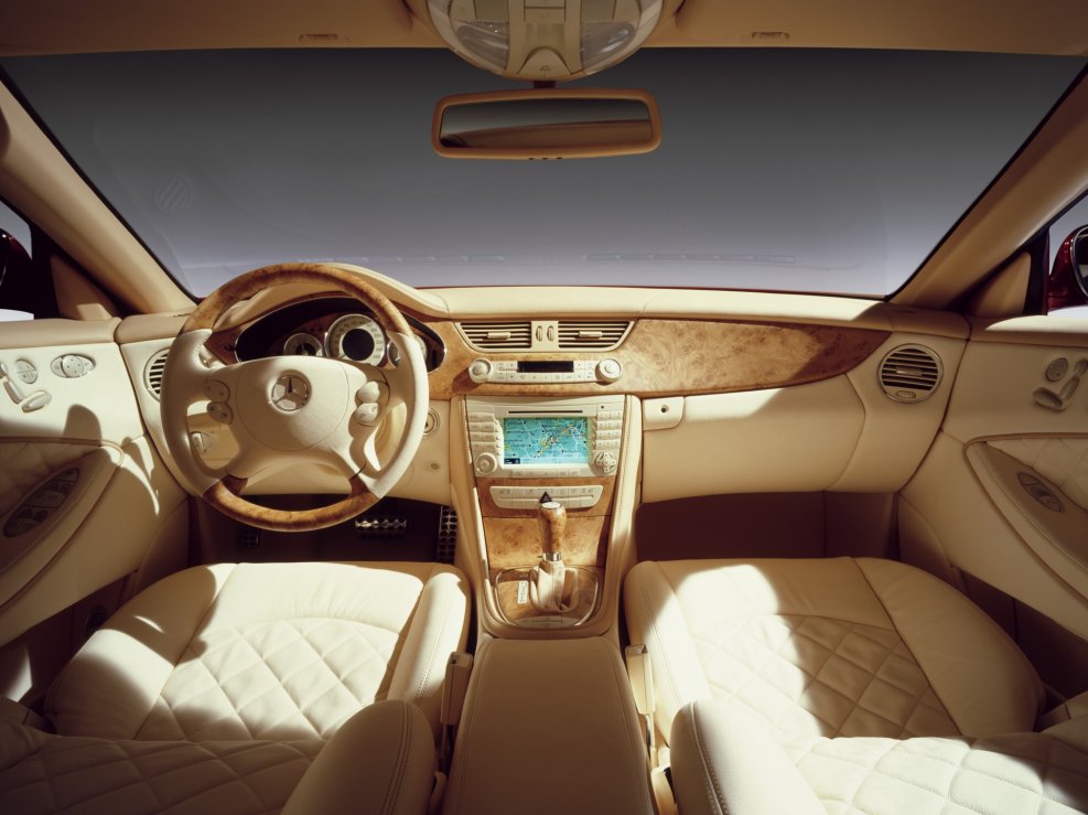 Mercedes Benz CLS салон