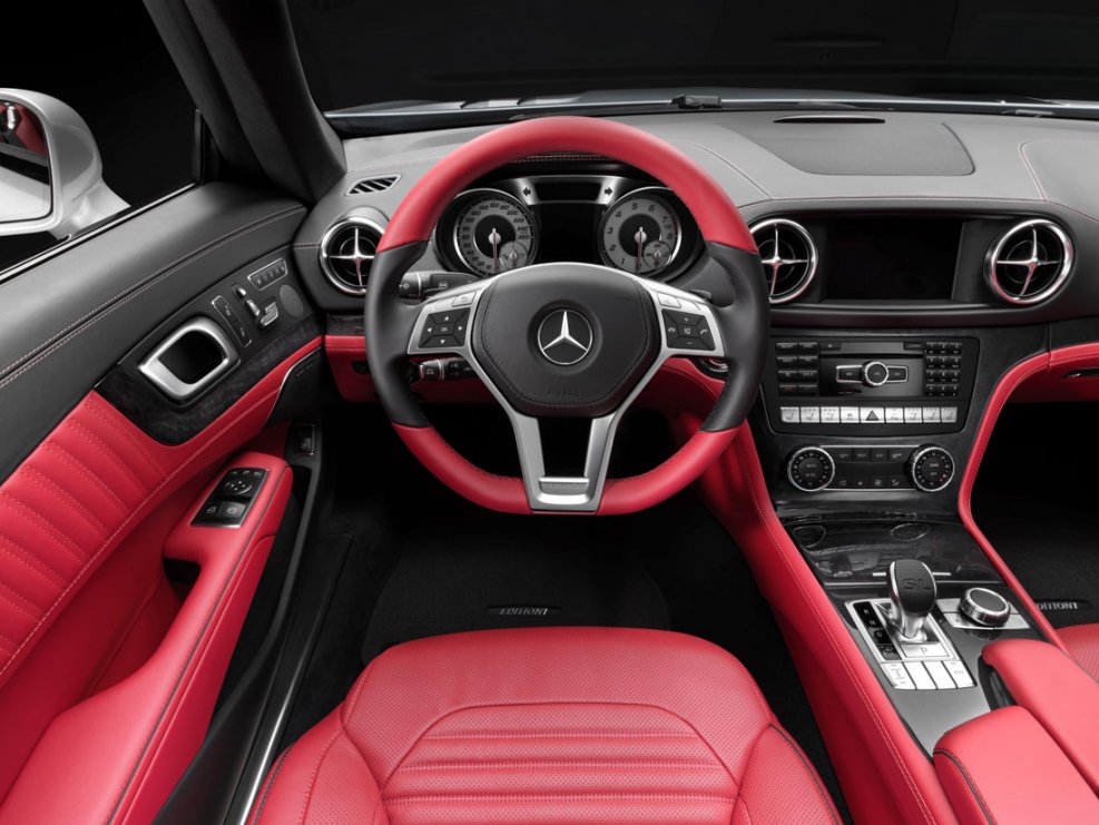 Mercedes SL AMG 2013 Interior
