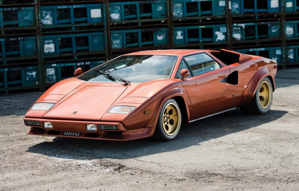 Ламборгини Каунтач lp400
