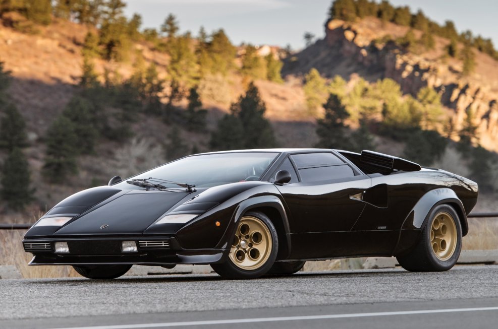 Lamborghini Countach 2021