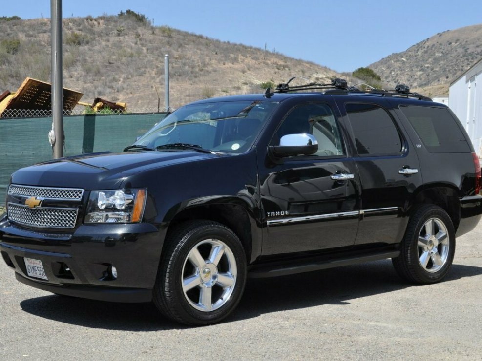 Chevrolet Suburban 2013