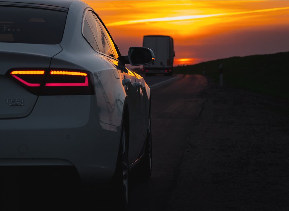 Audi а7 с7 на закате