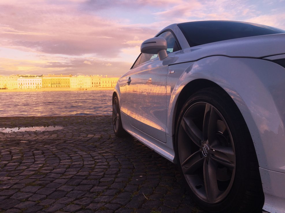 Audi TT 8n на закате