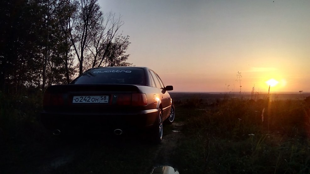 Ауди 80 б3 на закате