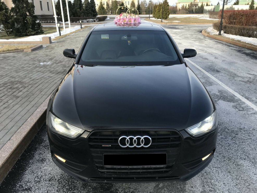 Audi a4 2012 черная