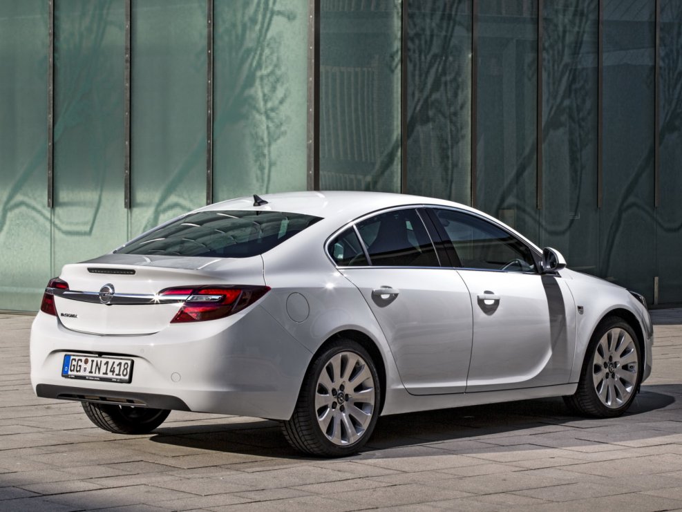 Opel Insignia хэтчбек 2014