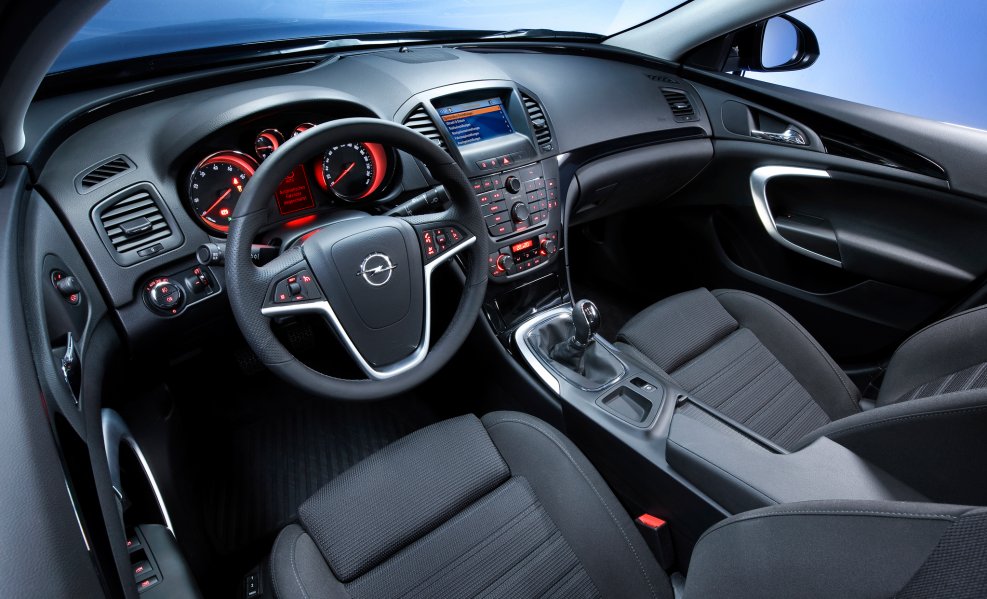 Opel Insignia 2011