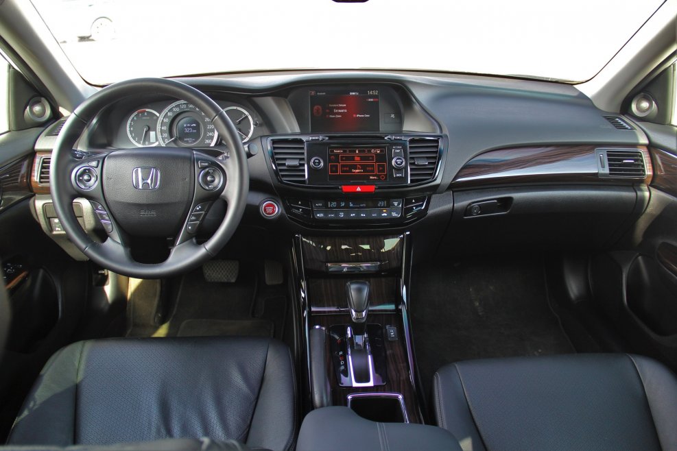 Honda Accord 9 салон