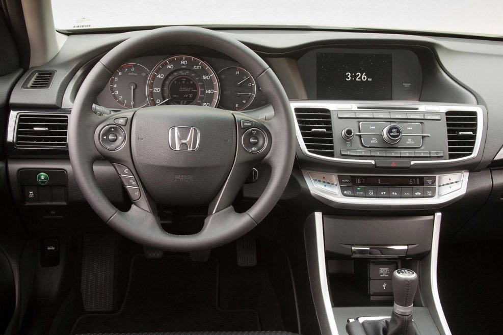 Honda Accord 2012 салон