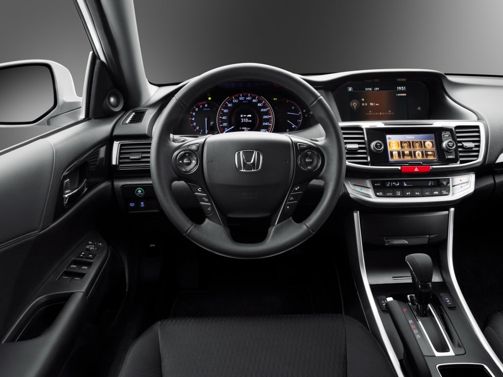 Honda Accord 2013 салон
