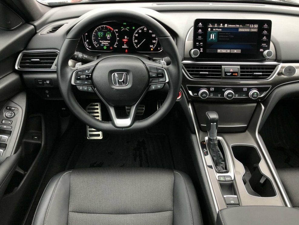 Honda Accord 10 салон