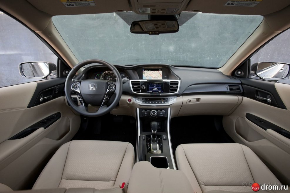 Honda Accord 9 салон
