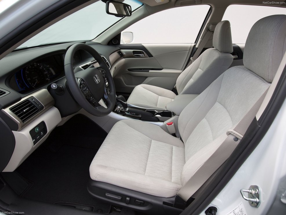 Honda Accord Coupe салон