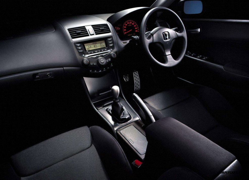 Honda Accord Euro r 2003 Interior