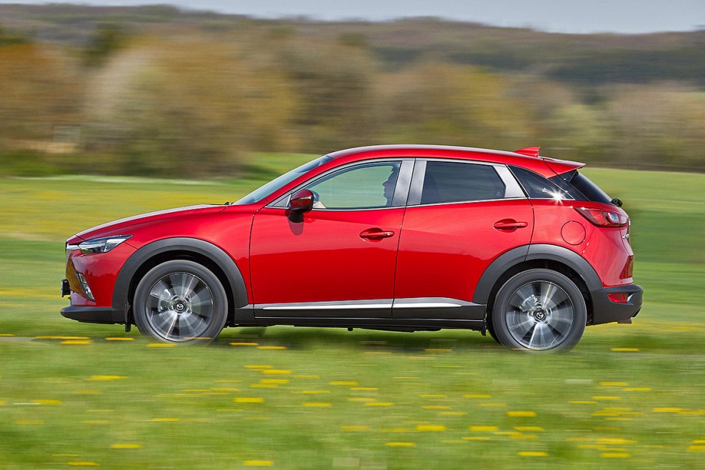 Mazda CX 3 красная