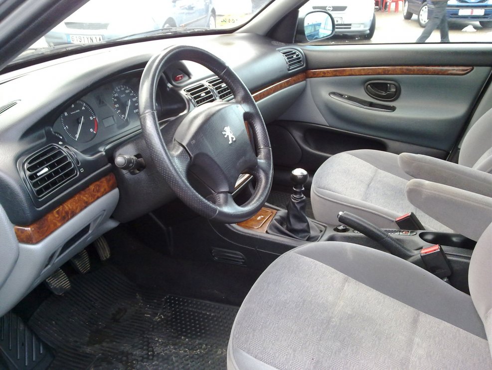 Peugeot 406 салон АКПП
