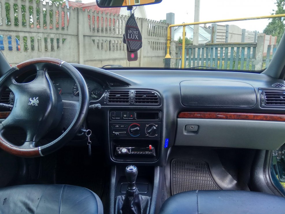 Салон Peugeot 406 Рестайлинг