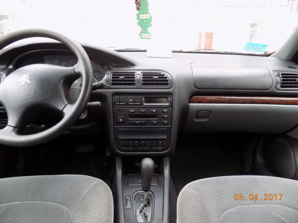 Peugeot 406 Coupe салон