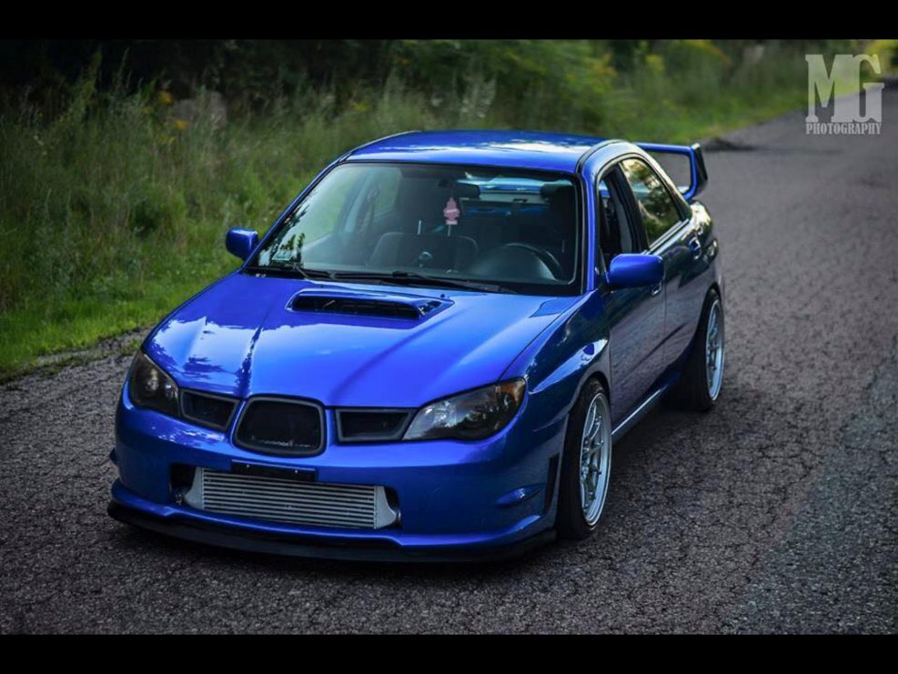 Субару Импреза WRX STI лиса