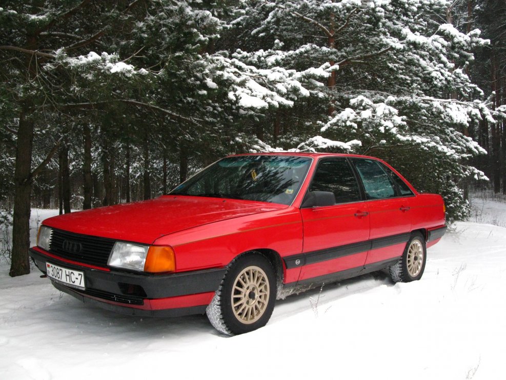 Ауди 100 quattro