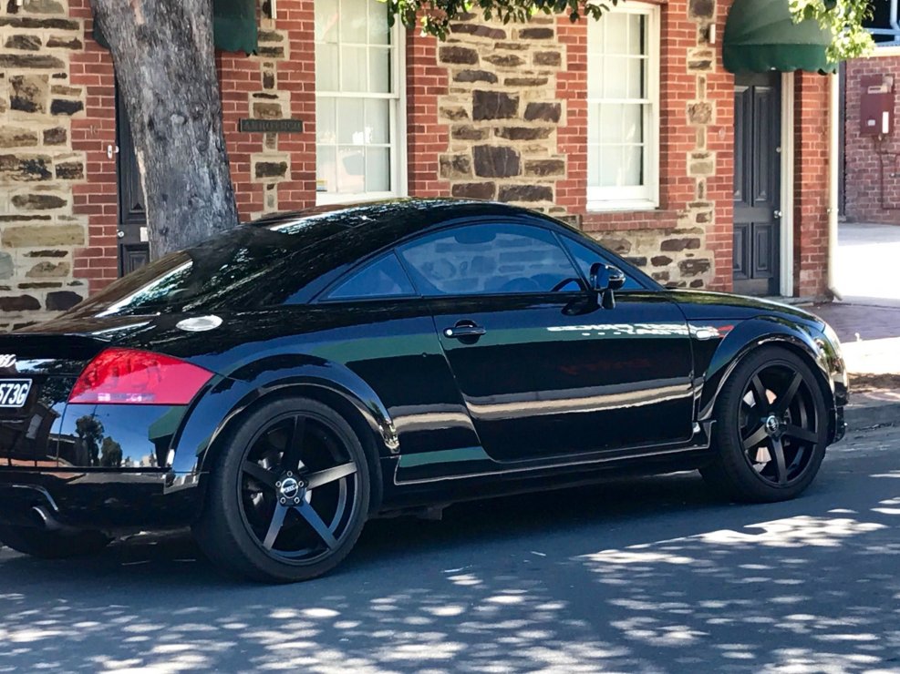 Audi TT 2005 черная