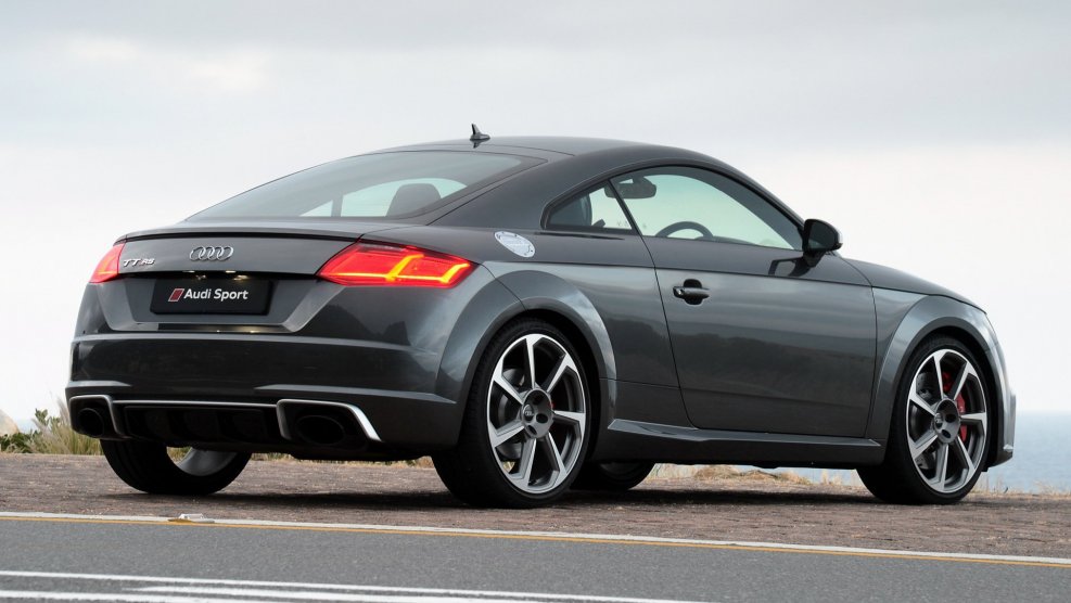 Audi r8 gt черная
