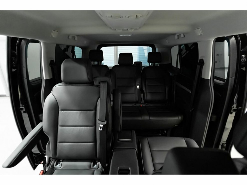 Peugeot traveller Business VIP long 2.0 HDI 150 Л.С.