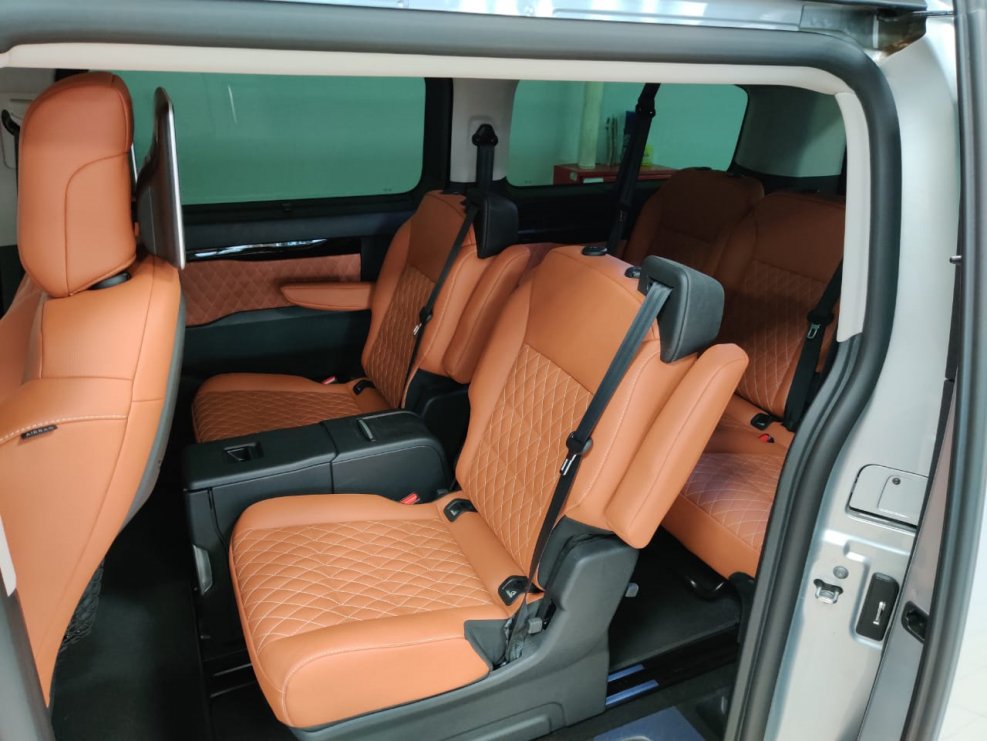 Peugeot traveller перетяжка салона