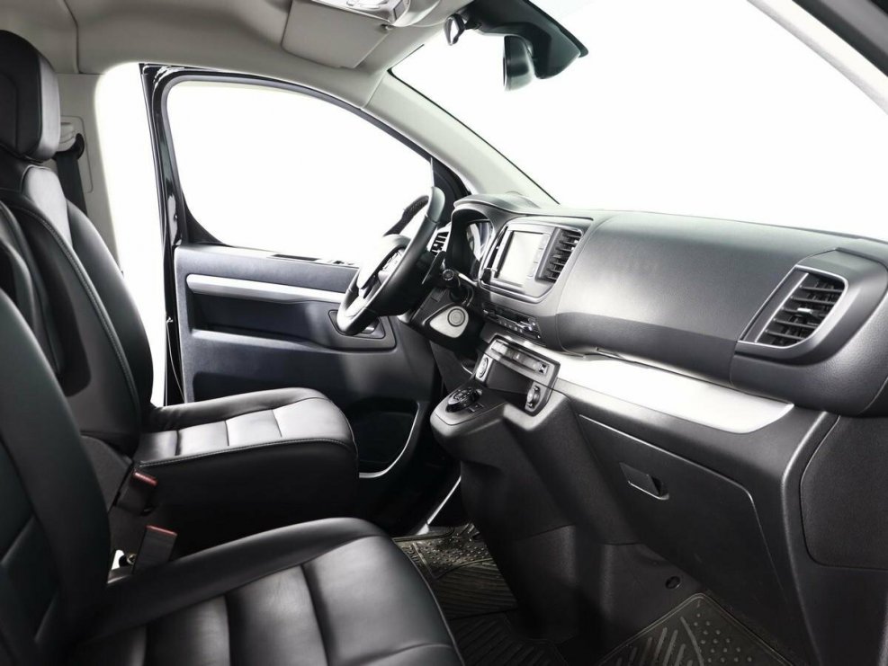 Peugeot traveller 2018 салон