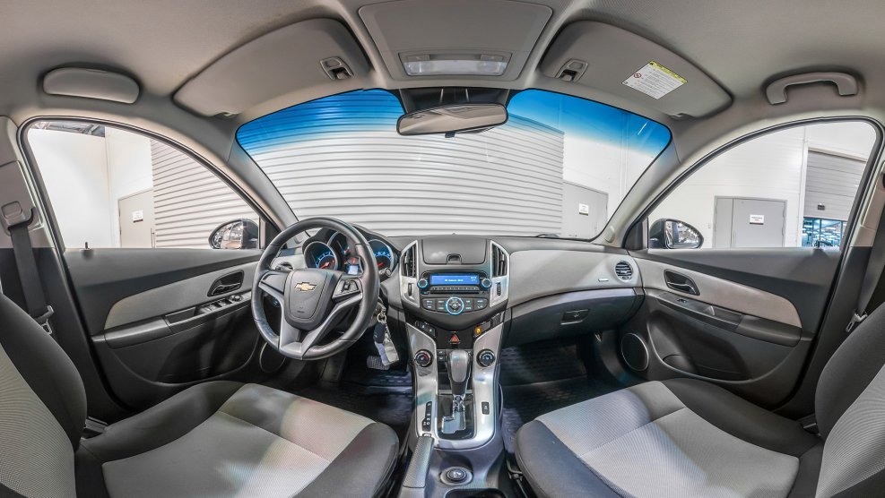 Chevrolet Cruze 2014 салон