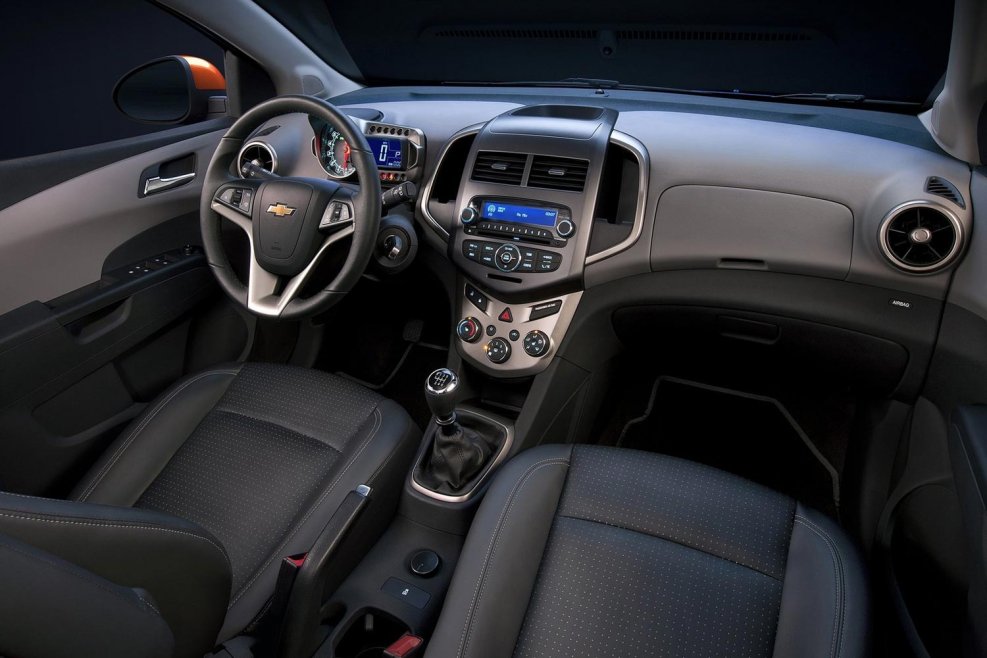 Chevrolet Cruze 2014 салон