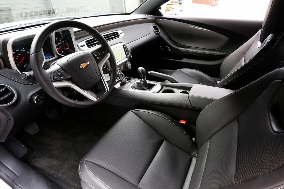 Chevrolet Camaro 2014 салон