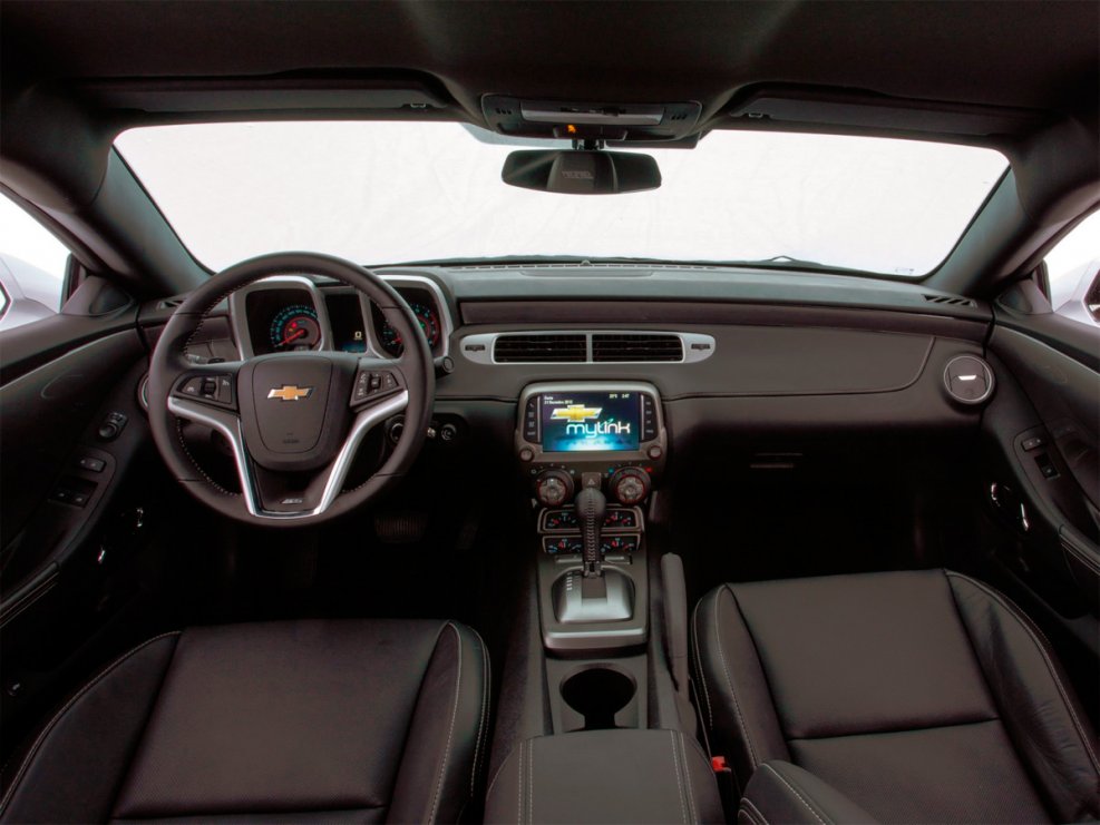 Chevrolet Camaro 2013 салон