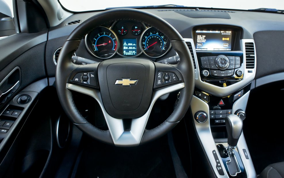 Chevrolet Camaro 2013 салон