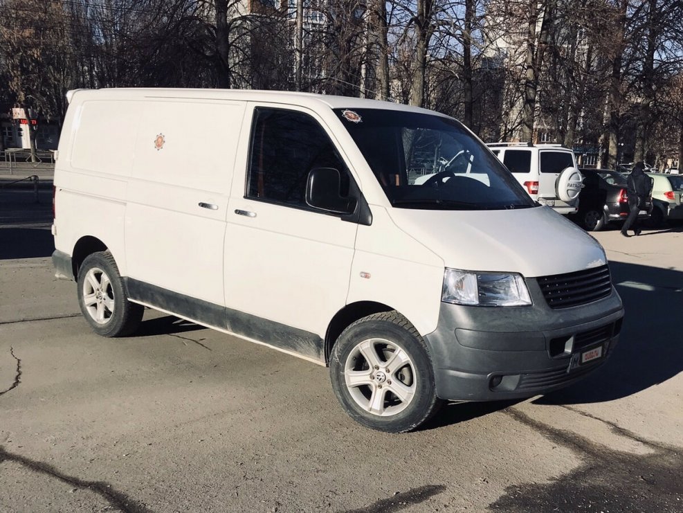 VW Transporter t5 White