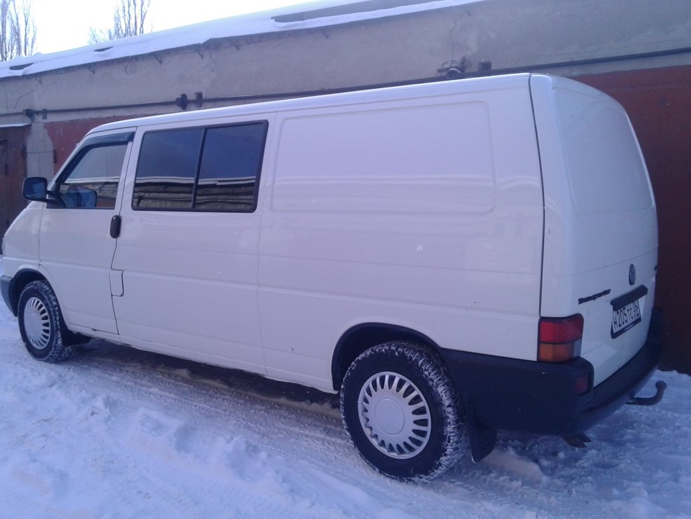 Volkswagen Transporter белый