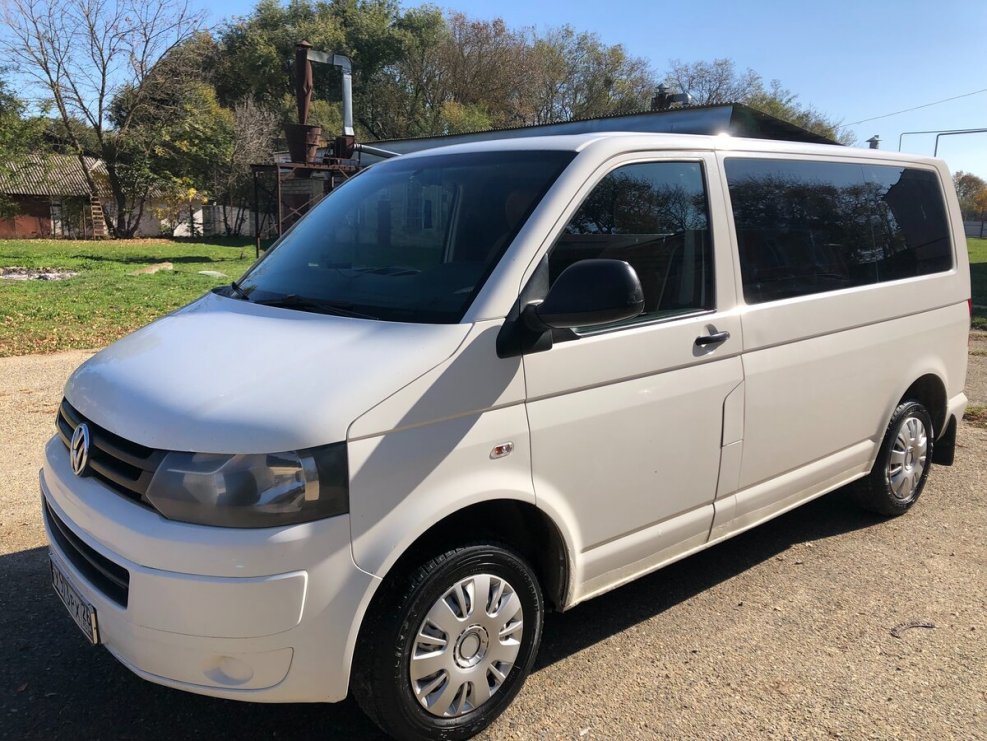 Минивэн VW Multivan t6