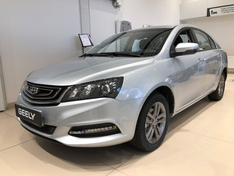 Geely Emgrand ес7
