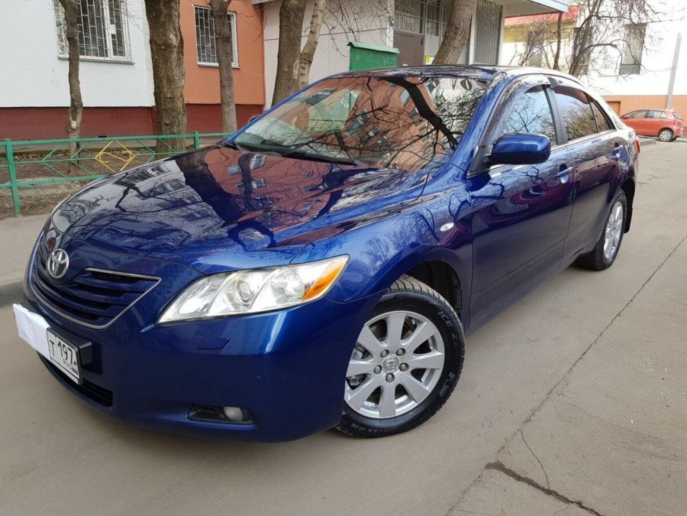Toyota Camry Hybrid 2019