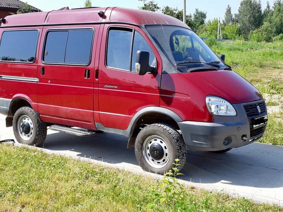 ГАЗ 2217 Соболь