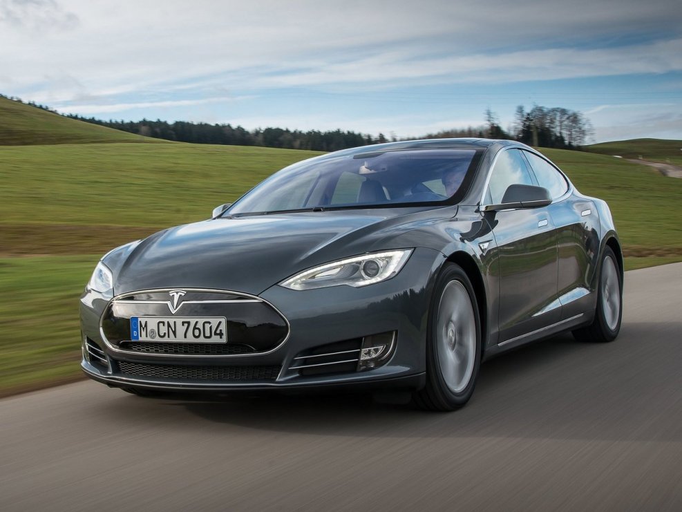 Tesla model 3 2016