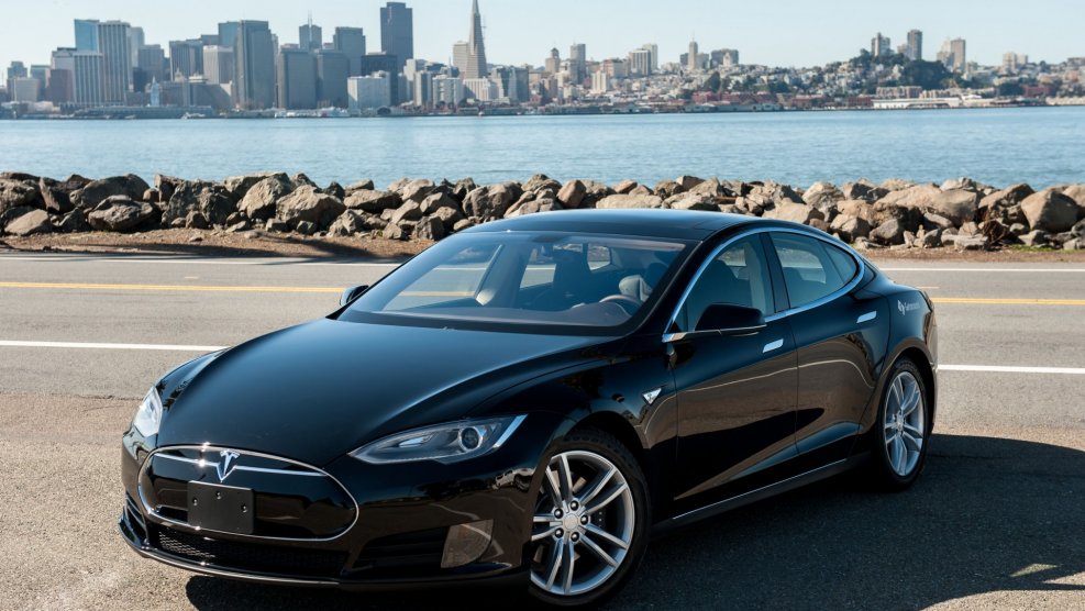 Электромобиль Tesla