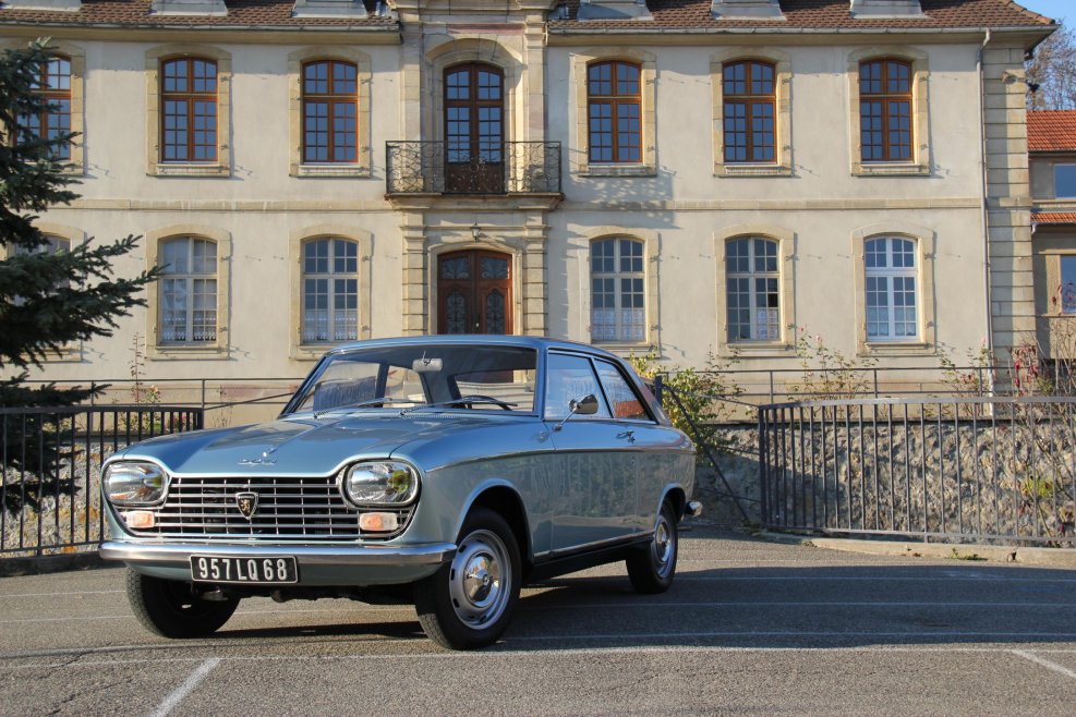 Coupe 204 Peugeot