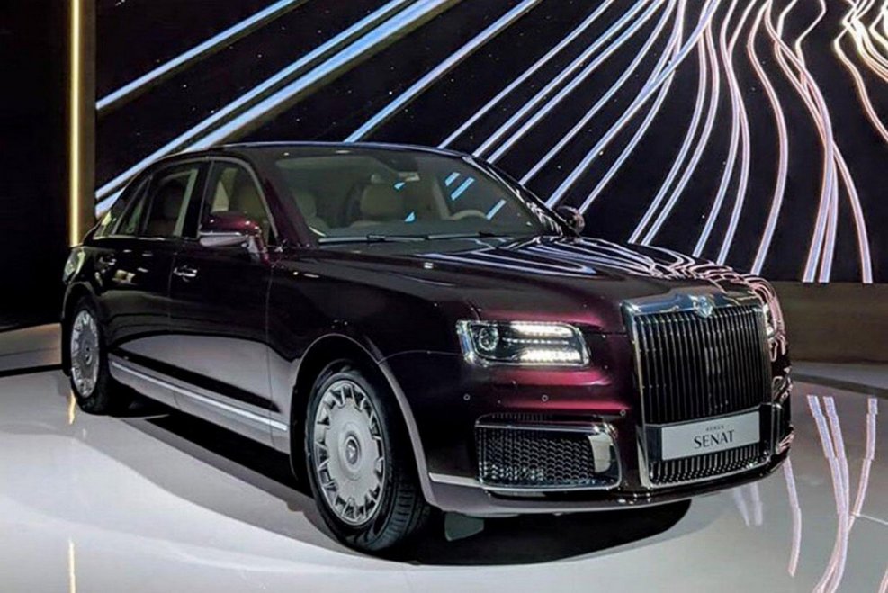 Rolls Royce Phantom и Aurus