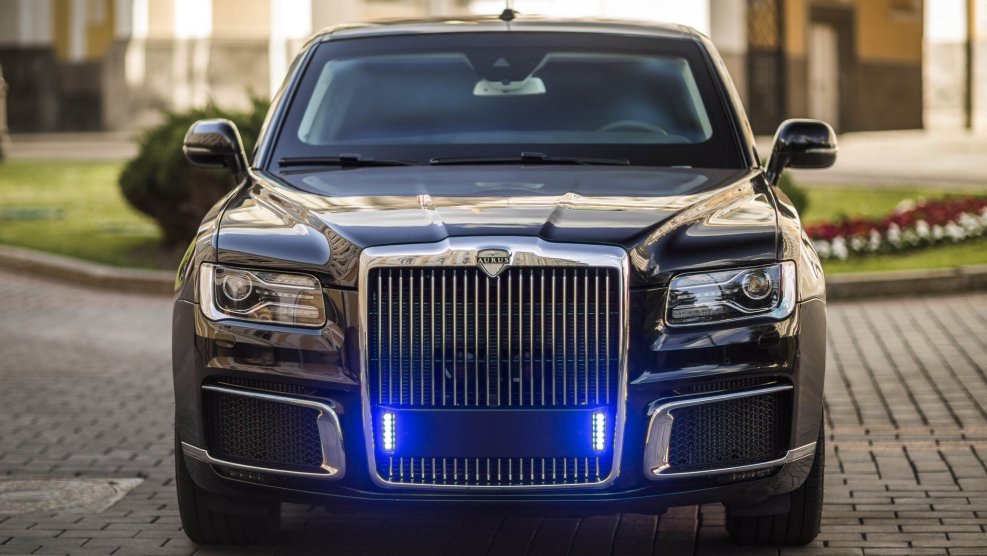 Аурус Сенат автомобиль