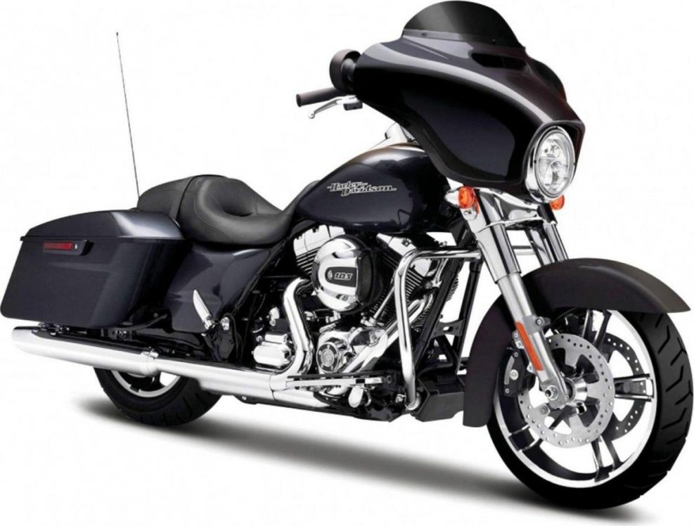 Maisto "мотоцикл чёрный - Harley Davidson Street Glide 2015г 1:12