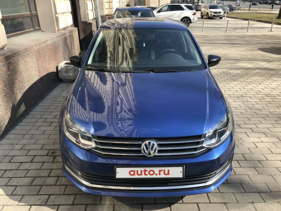 VW Polo синий Reef